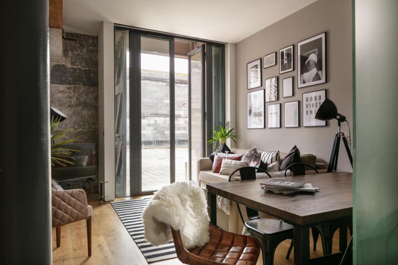 Two-Bedroom Apartment At Royal William Yard, Plymouth Buitenkant foto